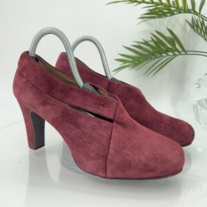 Eileen Fisher Peek Pump Size 9 Burgundy Red Suede Leather Heels Bootie Slip On